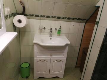 Фото номера Трехместный номер с ванной комнатой Проживание в семье Kukka Holiday House г. Kukka 5
